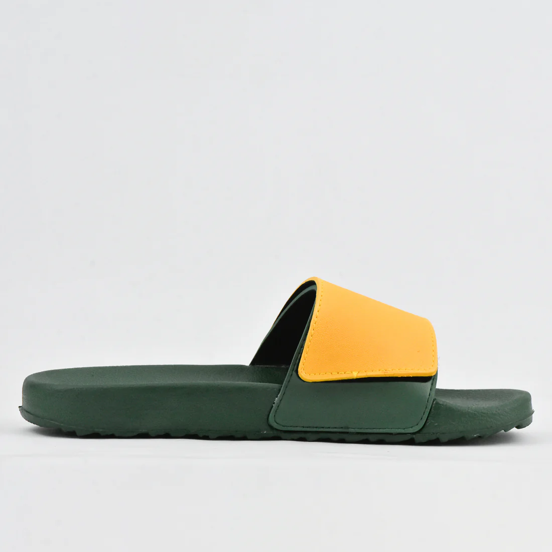 AH89M_GREEN_A SLIPPERS – Image 1